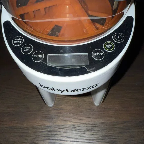 Baby Brezza Formula Pro Advanced – Automatic Formula Maker – Clean & Working - Picture 3 of 4